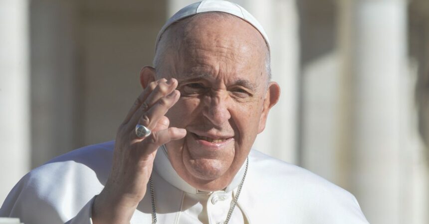Papa “Privare anziani delle medicine è eutanasia progressiva”