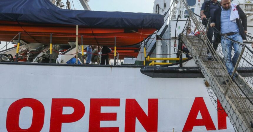 Quarto naufragio al largo di Lampedusa, 47 persone tratte in salvo