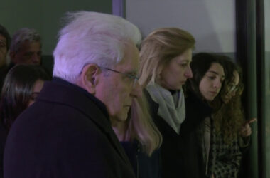 Il Presidente Mattarella visita il museo di Auschwitz