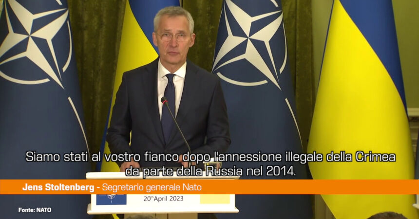 Stoltenberg a Kiev “Il sostegno della Nato fa la differenza”