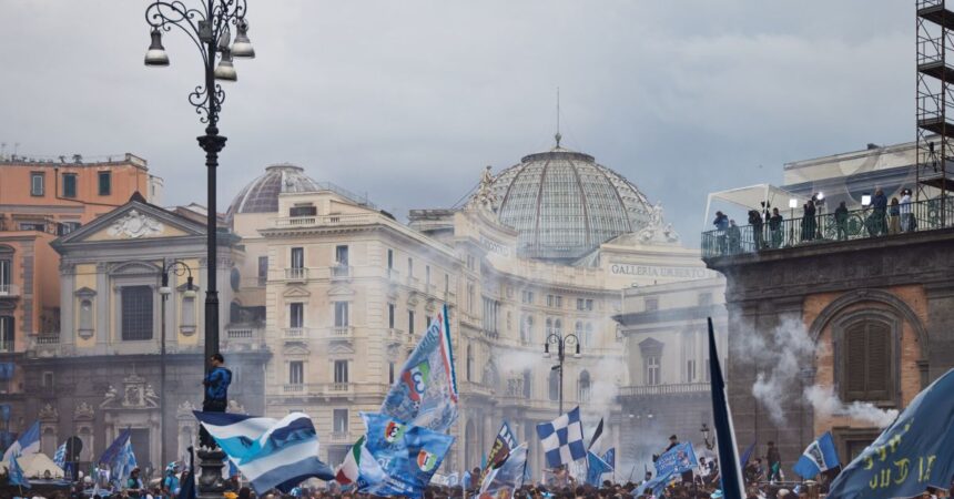 Scudetto al Napoli dopo 33 anni, grande festa azzurra