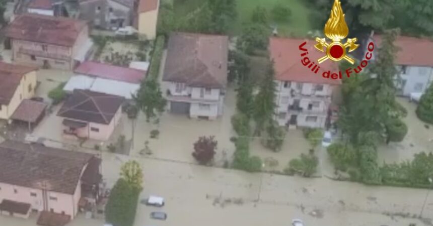 Per il maltempo 3 morti in Emilia-Romagna, situazione resta critica