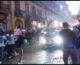Festa scudetto a Napoli, sfilata di motorini e auto in città