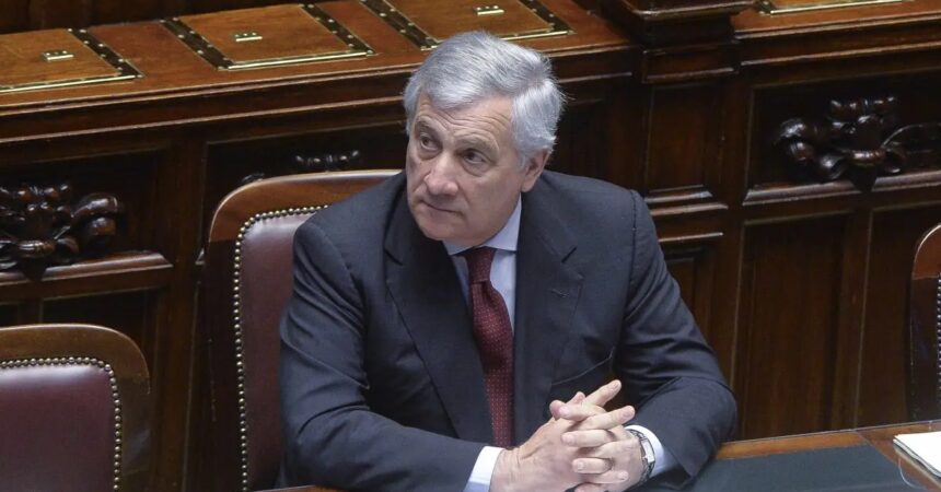 Tajani “L’Ucraina entrerà nella Nato ma non a guerra in corso”