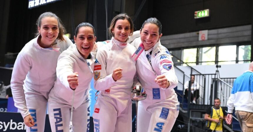 Italia argento mondiale nella spada donne a squadre