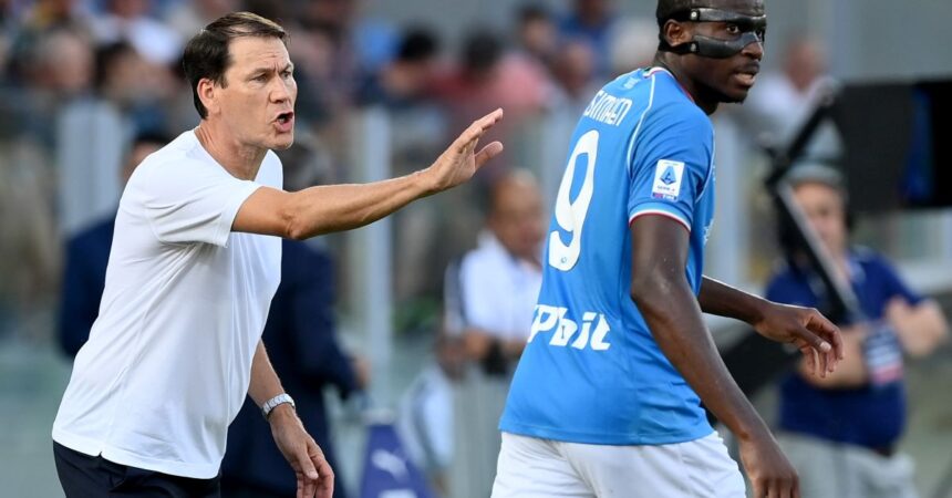 Osimhen trascina il Napoli, Frosinone battuto 3-1