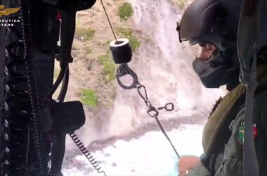 Escursionista genovese soccorsa in elicottero a Salina, le immagini