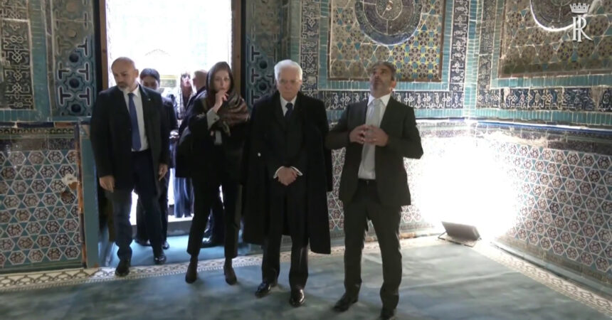 Uzbekistan, Mattarella visita complesso monumentale Shah-i-Zinda