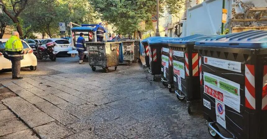 Decoro urbano, Rap sostituisce a Palermo 850 cassonetti rotti o fatiscenti