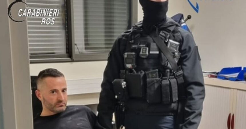 Arrestato in Corsica il boss Raduano, era evaso dal carcere di Nuoro