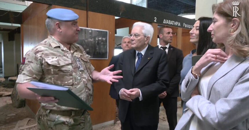 Mattarella visita il vecchio aeroporto di Nicosia