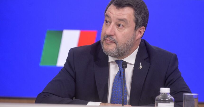 Europee, Salvini “Chi vota Lega è contro il bis di Von der Leyen”