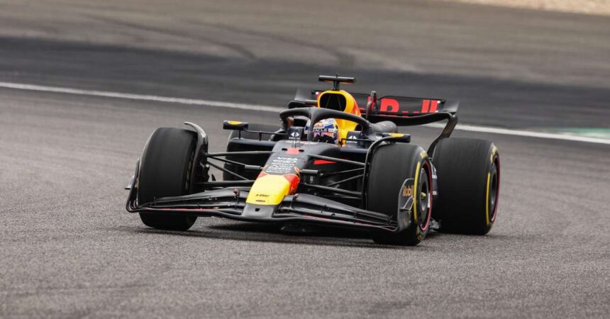 Pole position per Verstappen al Gp di Cina