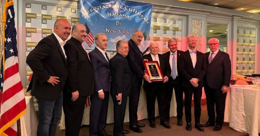 I siculo-americani di New York festeggiano la Santuzza e il sindaco Lagalla