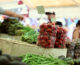 Gli italiani spendono meno per il cibo, agricoltura in crisi