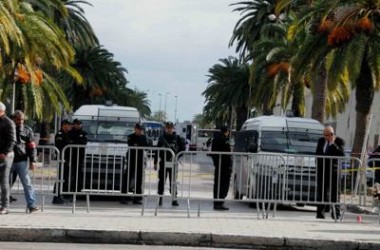 Tunisia, ambasciatore italiano: “Rischi per stranieri nelle zone di moti popolari”