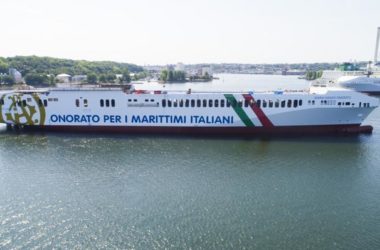 La Maria Grazia Onorato posizionata sulla Genova-Livorno-Catania-Malta