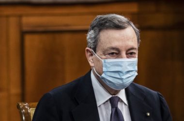 Draghi “Pa centrale nella pandemia, c’è molto da fare”