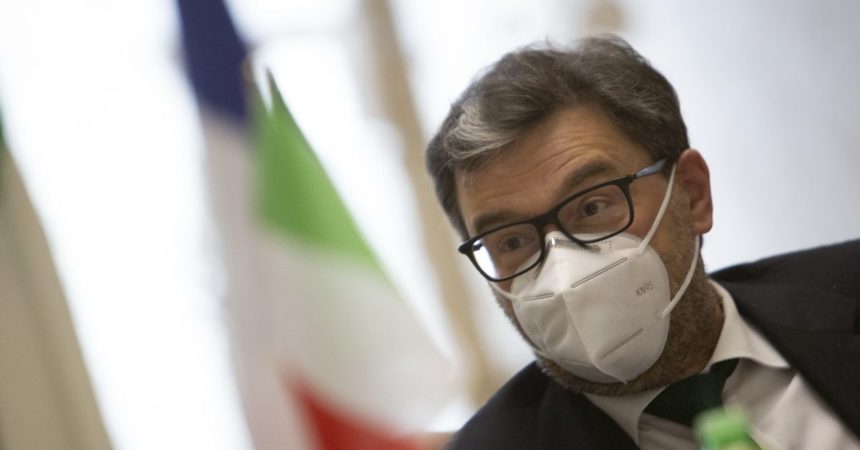 Giorgetti “Alitalia non potrà essere sussidiata dallo Stato”