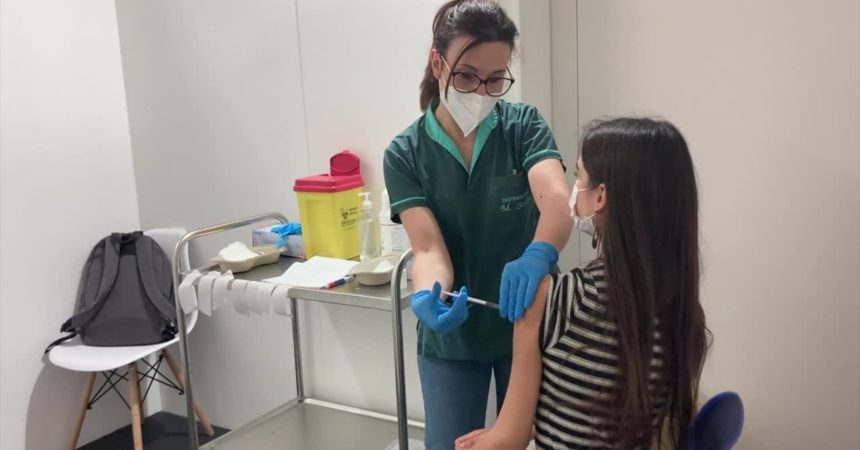 Vaccino, prime 200 dosi a studenti maturandi di Palermo