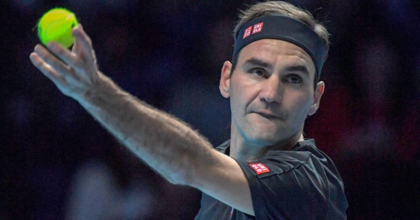 Federer avanza a fatica a Londra, fuori Serena Williams