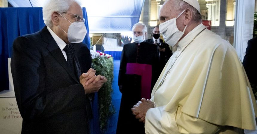 Mattarella “Per il Papa affettuoso pensiero da tutti gli italiani”