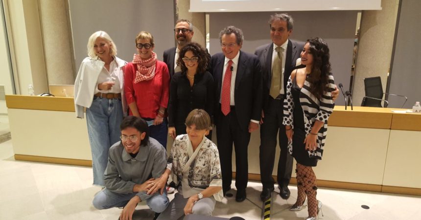 Intesa Sanpaolo, Cna e Museo Risparmio premiano giovani fashion designer