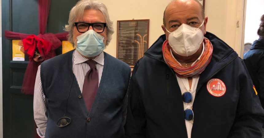 Barba, capelli e vaccino, parte l’iniziativa anti Covid a Palermo