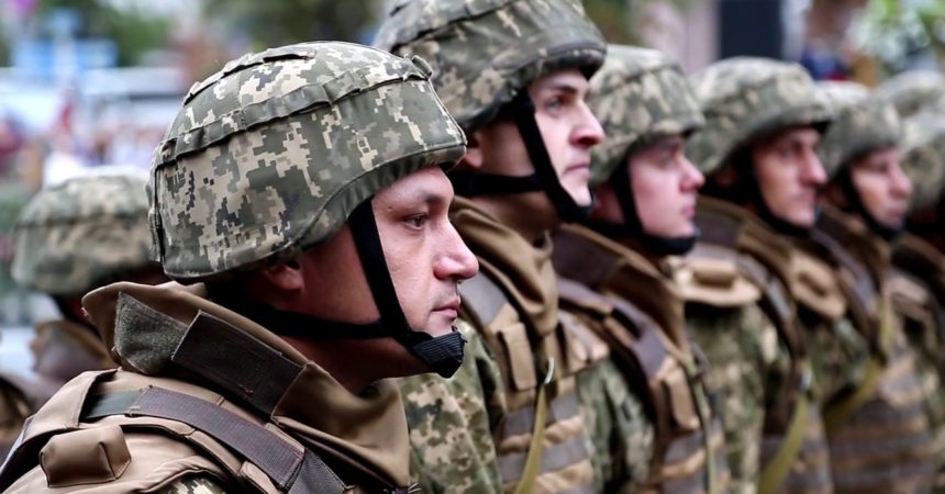 Parlamento Ue “Russia ritiri militari da confini Ucraina”
