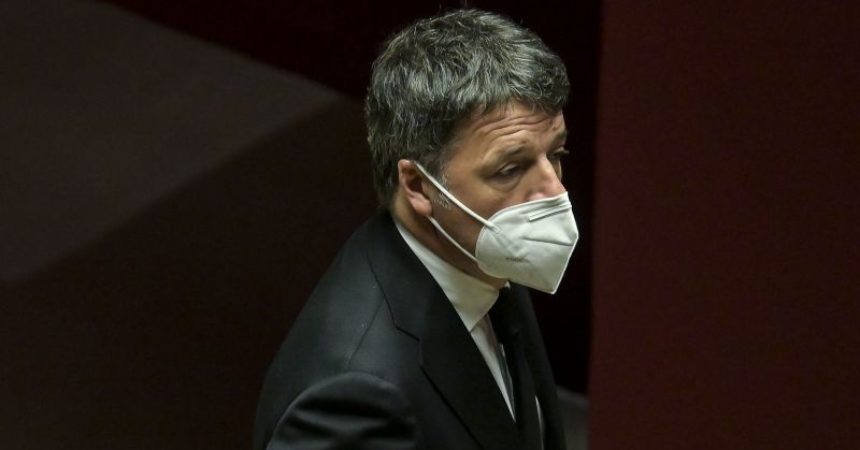 Open, Renzi “Non scappo dal processo, no a chi invade terreno politica”