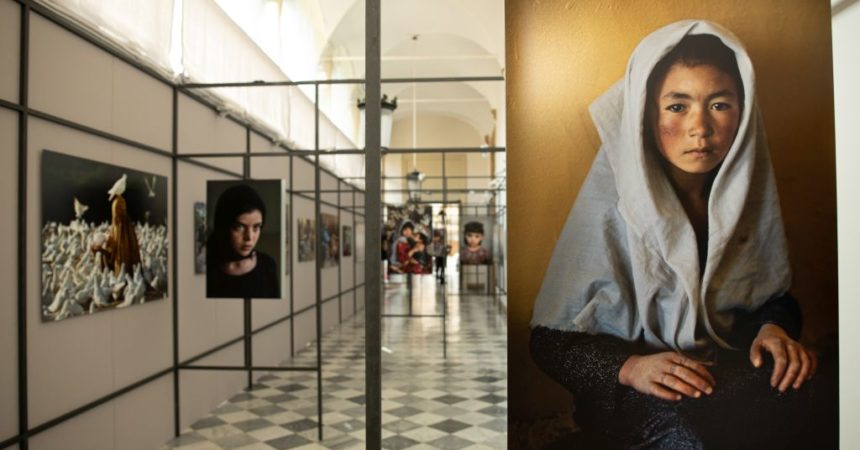 “For Freedom”, a Palermo la mostra di Steve McCurry per le donne afghane