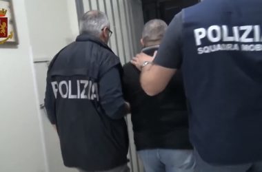 Mafia, il clan Santapaola si era riorganizzato nell’Acese: 17 arresti
