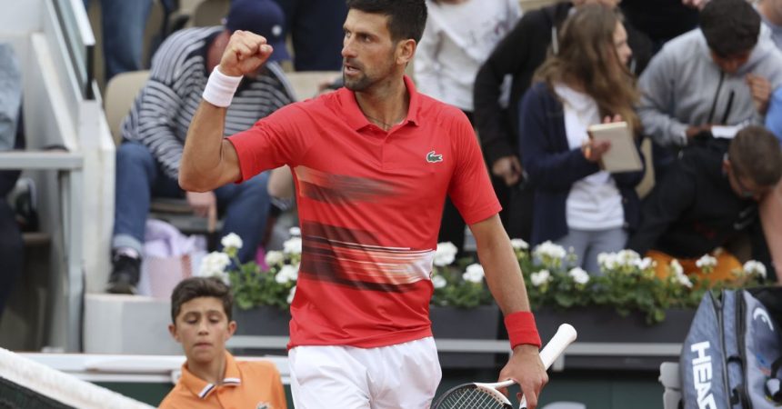 Djokovic batte Norrie in rimonta, finale a Wimbledon con Kyrgios