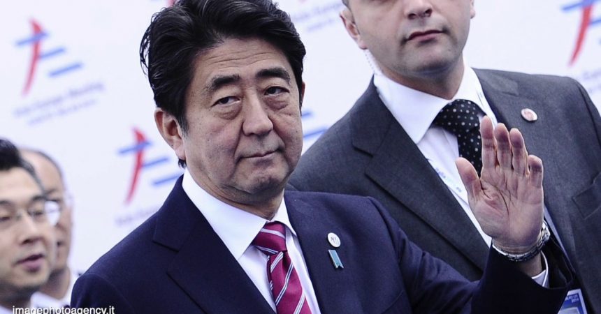 Giappone sotto shock, ucciso l’ex premier Shinzo Abe