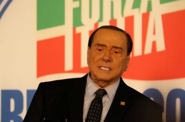 Berlusconi “Serve impegno per vittoria centrodestra e risultato Fi”