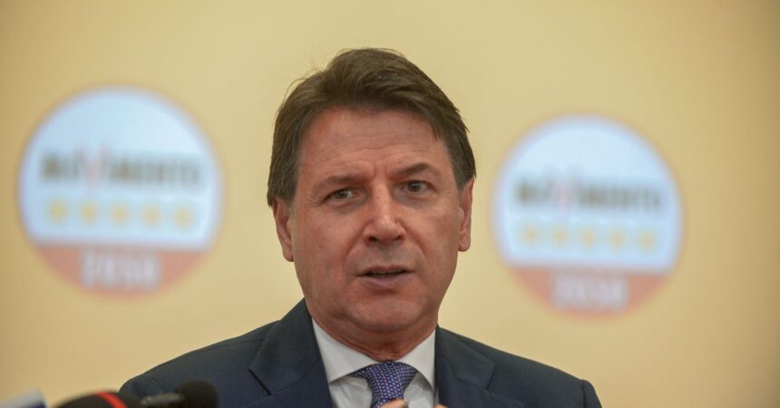 Conte “Se per Meloni Ungheria è democrazia, è inidonea a governare”