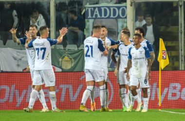 La Lazio non si ferma più, Fiorentina travolta 4-0