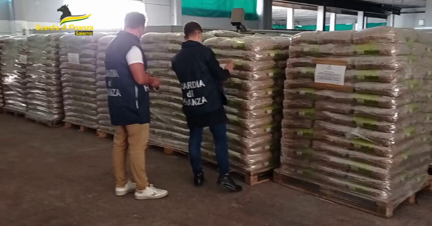 Salerno, sequestrate in Cilento oltre 100 tonnellate di pellet