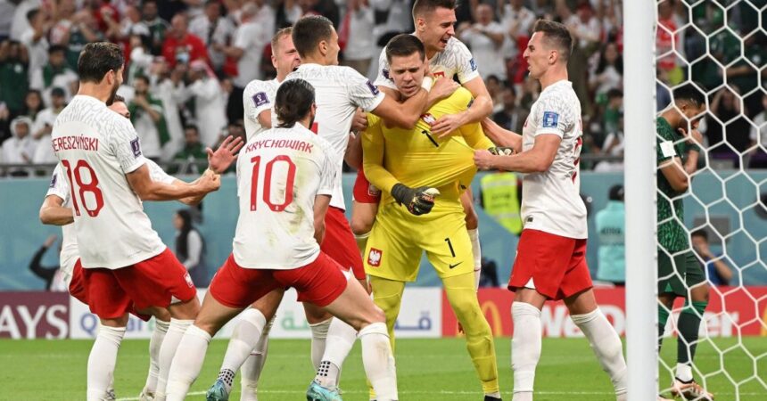 La Polonia batte l’Arabia Saudita 2-0 con super Szczesny