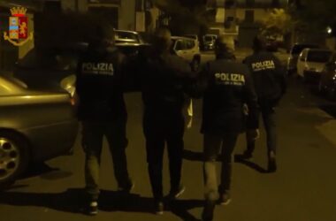 Duro colpo a clan mafioso dei Cursoti Milanesi di Catania, 24 misure cautelari