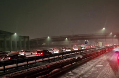Neve a Torino, disagi alla circolazione