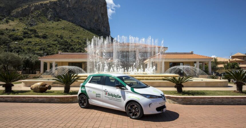 UniCredit e Sace per una nuova flotta di autovetture green a Sicily by Car