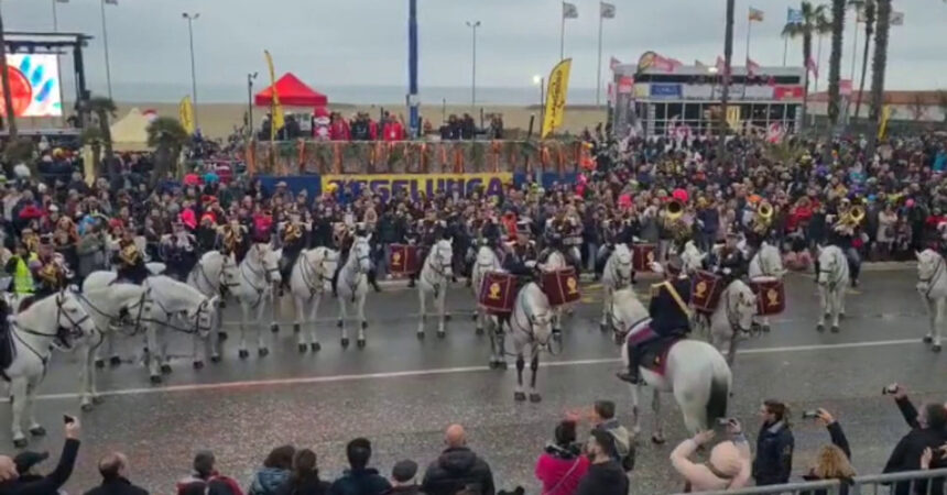 La fanfara a cavallo della Polizia al Carnevale di Viareggio