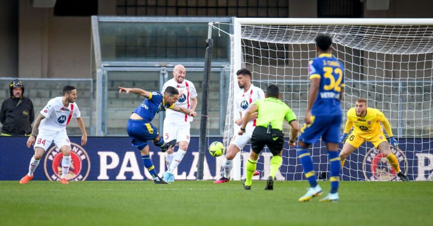 Verona-Monza termina 1-1, Sensi risponde a Verdi
