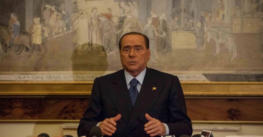 Amministrative, Berlusconi “Chi non vota non è un buon cittadino”