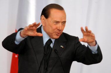 Berlusconi, nessuno dei figli avrà il “controllo solitario” di Fininvest