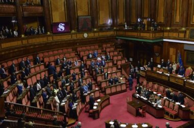 Il Senato respinge la mozione di sfiducia al ministro Santanchè