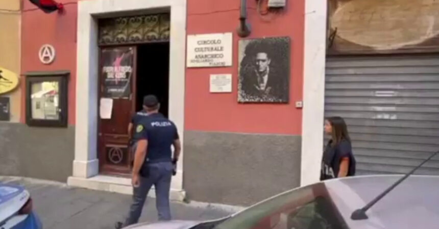 Anarchici, 9 misure cautelari per terrorismo tra Genova e Carrara