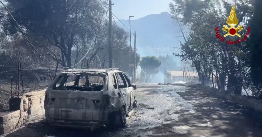 Incendi nel Palermitano, 21 interventi dei Vigili del fuoco