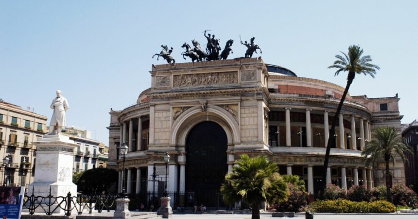 Sicilia, regolamento per erogazione finanziamenti a teatri pubblici